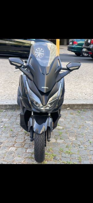 Honda Forza 125 cc  2022 automatica com 15100 km rodados moto nova!