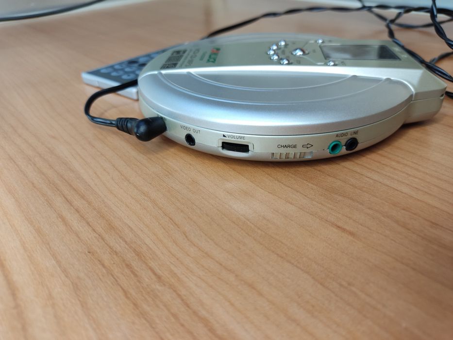 CD, MP3, VCD player(плеер)