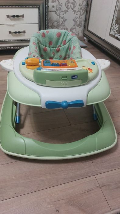 Ходунки Chicco в гарному стані