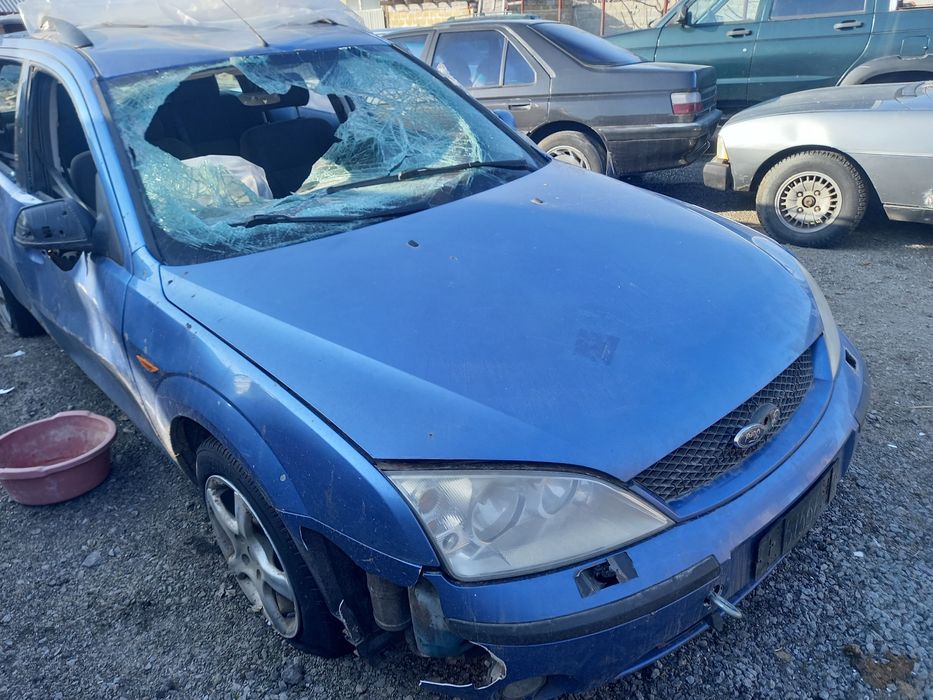 Розборка Ford Mondeo 2001 2.0 бензин