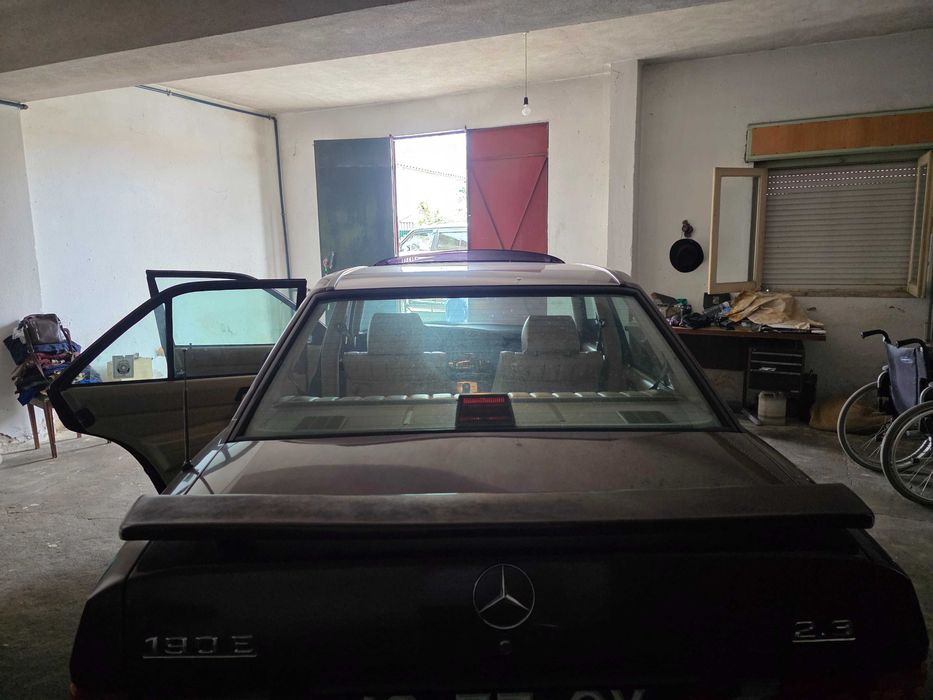 Mercedes 190 E 2.3 136cv