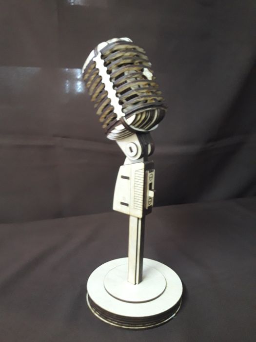 Kits em madeira montados ou por montar