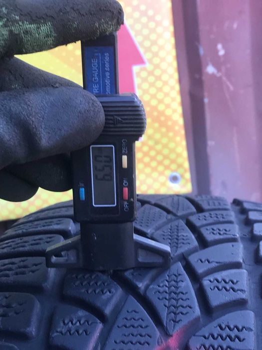 Шини Dunlop SP WinterSport 3D 235/65R17 Комлпект Зима Б/у Оригінал
