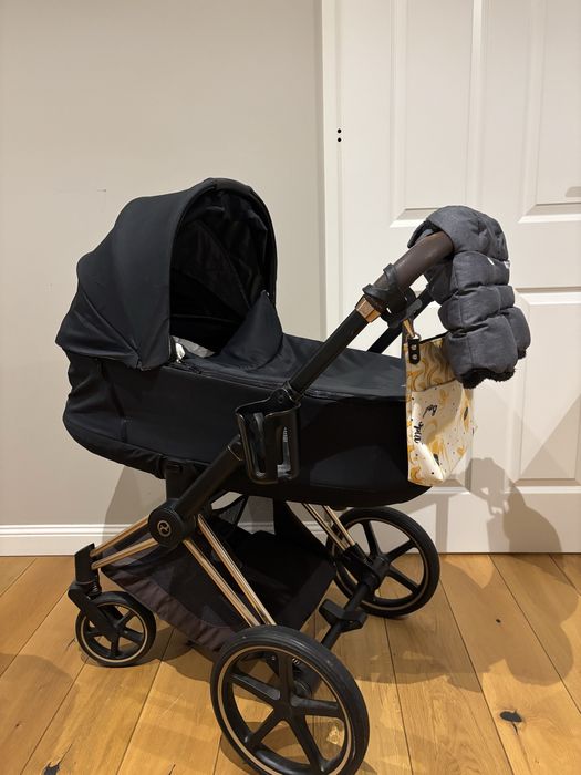 Cybex Priam 4 w 1 + dodatki  1 właściciel