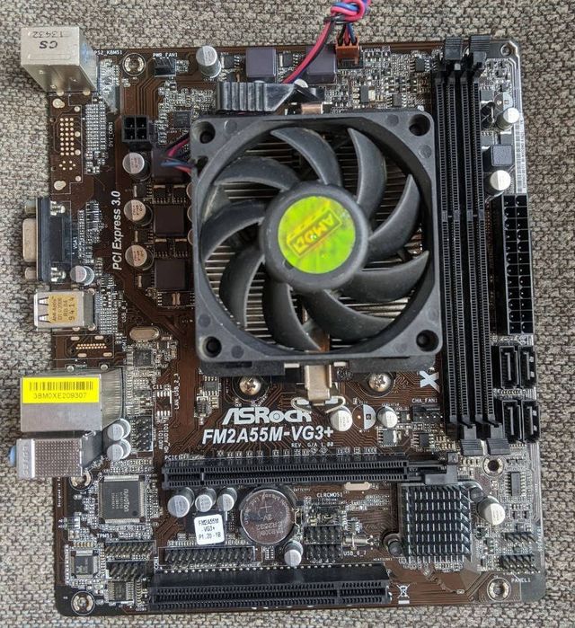 Комплект материнська плата процесор asrock ASRock FM2A55M-VG3+