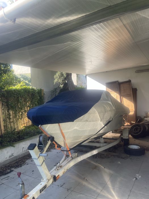 Barco / Lancha 60 cv 4 pax