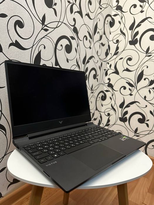 Ігровий ноутбук HP Victus NVDIA RTX3050TI AMD Ryzen 7