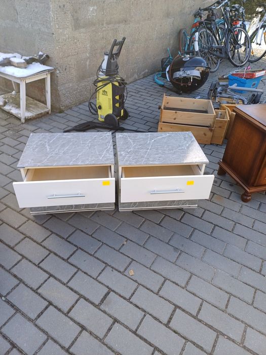 Komplet szafek nocnych