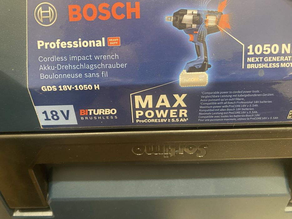 Акумуляторний ударний гайковерт Bosch GDS 18V-1050 H Professional 2акб