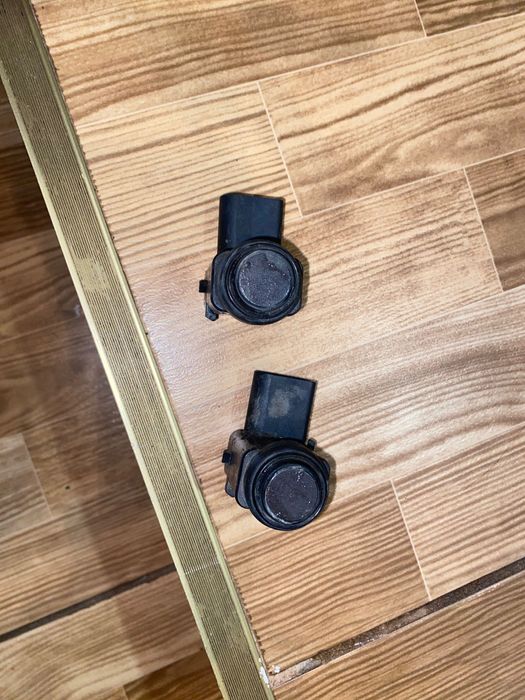 Передні парктроніки 2шт на volkswagen touareg