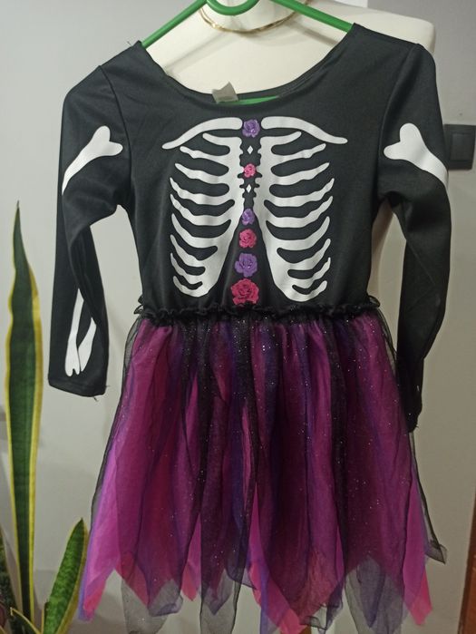 Sukienka na karnawał 3-4 lata