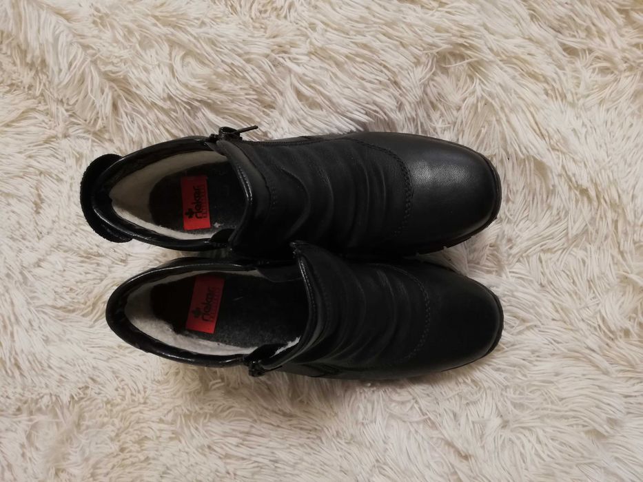 damskie półbuty Rieker 38 skóra ocieplane wełną byty Rieker 38 wełna