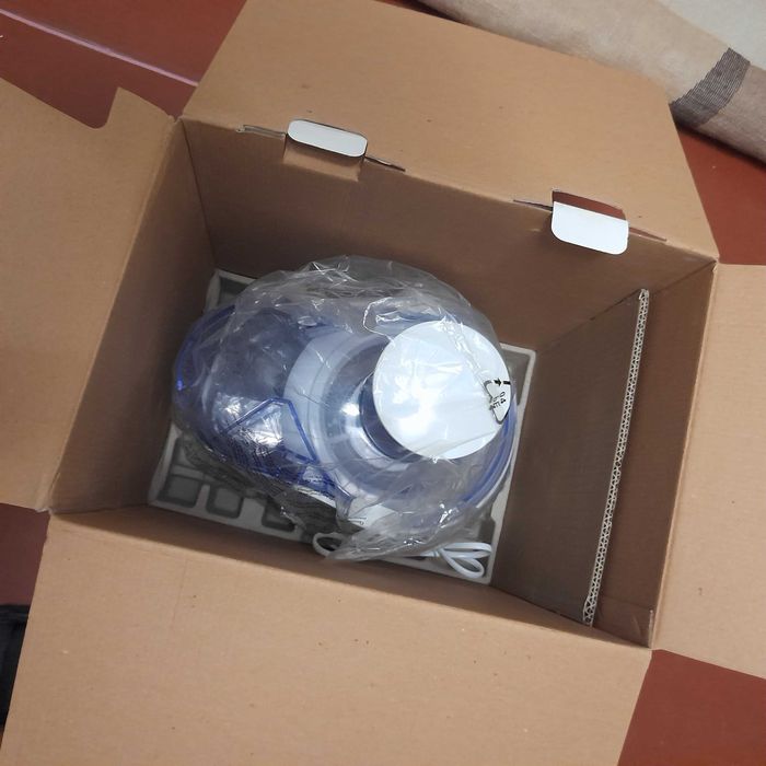 Соковыжималка PHILIPS HR 1854 новая