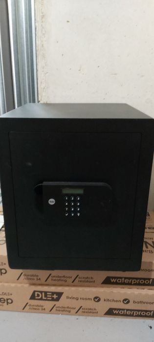 Sejf YALE YSFB/400/EB1