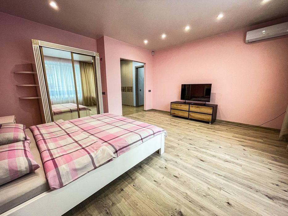 ‼️Новобудова подобово Здам квартиру в Центрі Кре