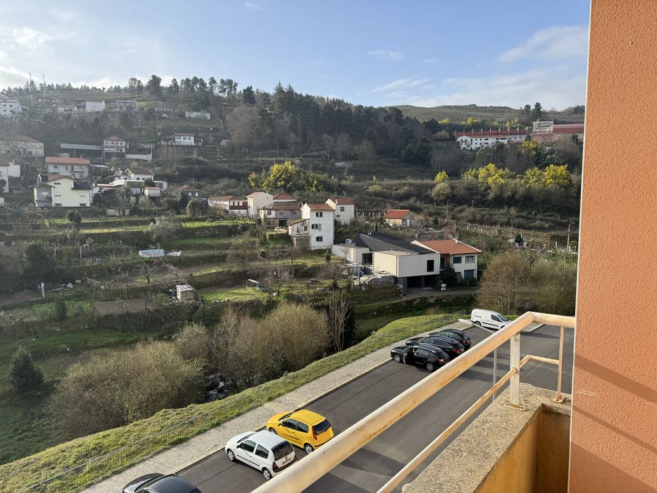 Arrenda se apartamento T2 em Lamego
