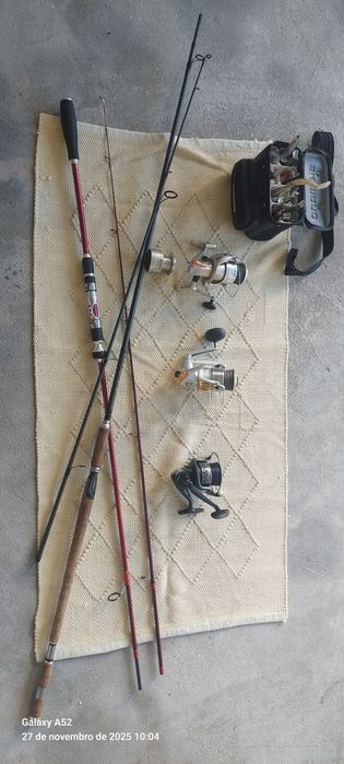 Pesca, canas , carretos e amostras
