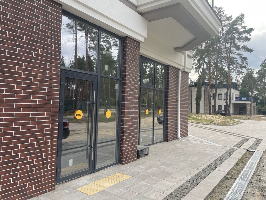 ОРЕНДА або ПРОДАЖ комерційного приміщення