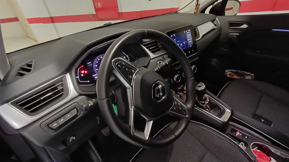 Renault Captur 1.0 TCe Techno Bi-Fuel 12/2023 | Garantia