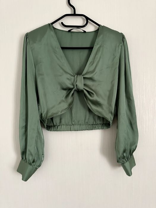 Блуза  Zara в зеленому кольорі