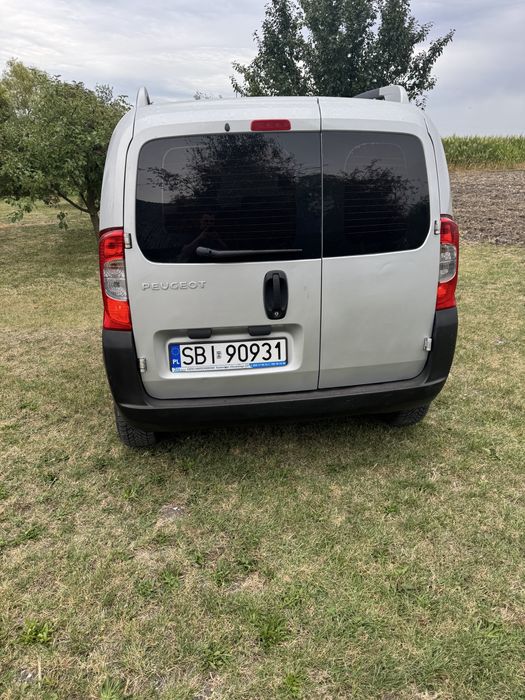 Peugeot bipper.