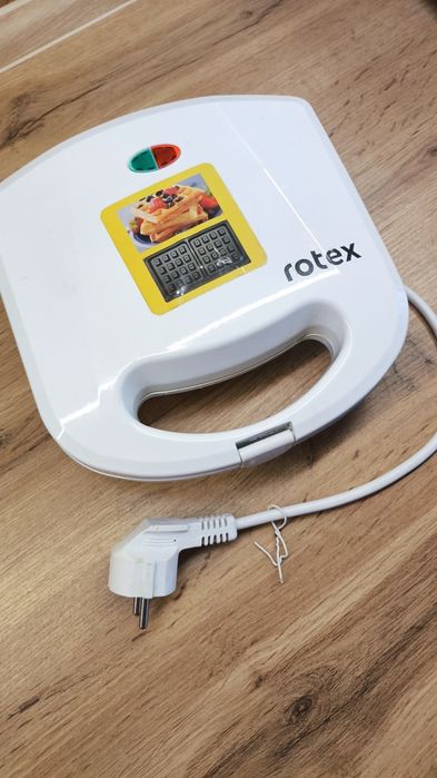 Вафельниця ROTEX