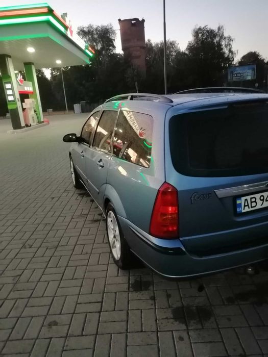 Автомобіль Ford focus