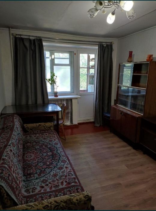 Продам 2 кв, 47 м., Северный, ул.Илларионовская 2-й эт. Днепр