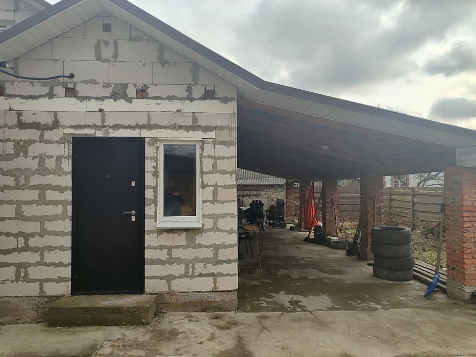 Продаються два будинки по вул Винниченка