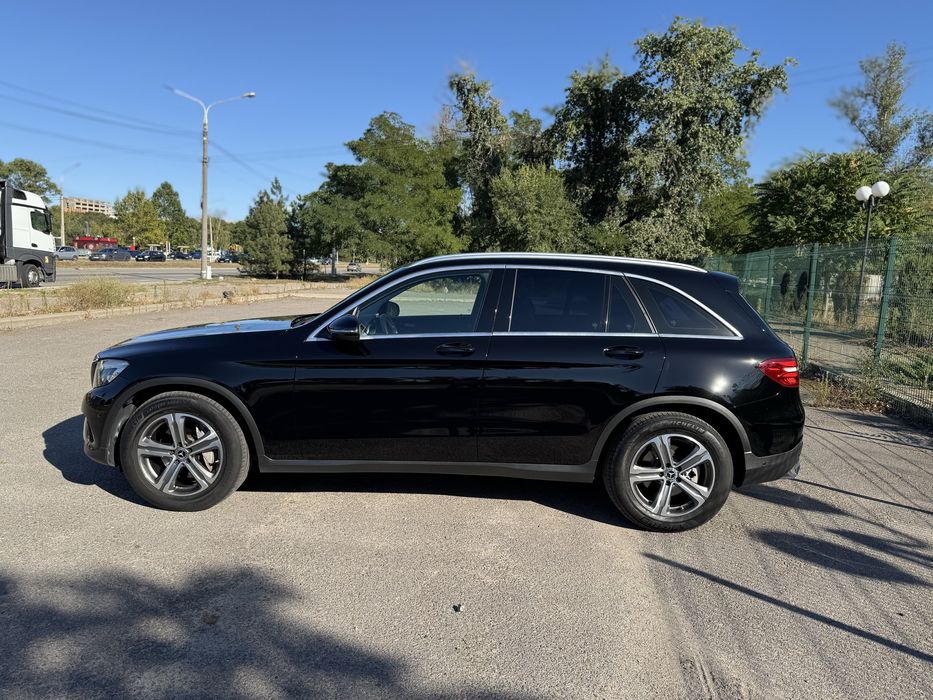 Продам Mercedes Bens GLC