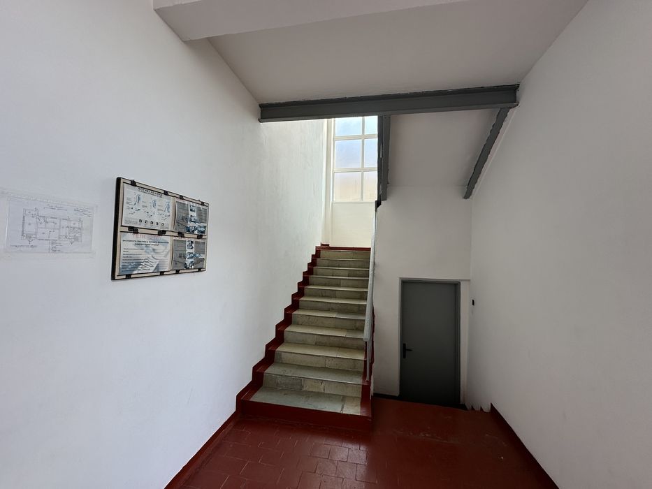 Здається в оренду виробниче приміщення.