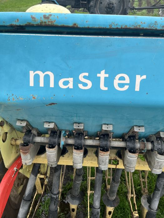 Продається сівалка з метрова анкерна