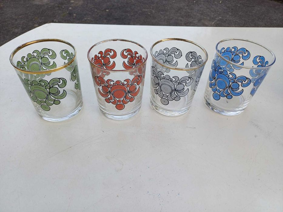 Conjunto de 12 copos para bebidas, coloridos