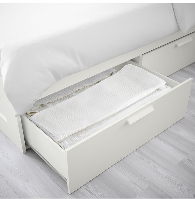 Cama IKEA BRIMNES (160x200)+ estrado+ colchão viscoelástico
