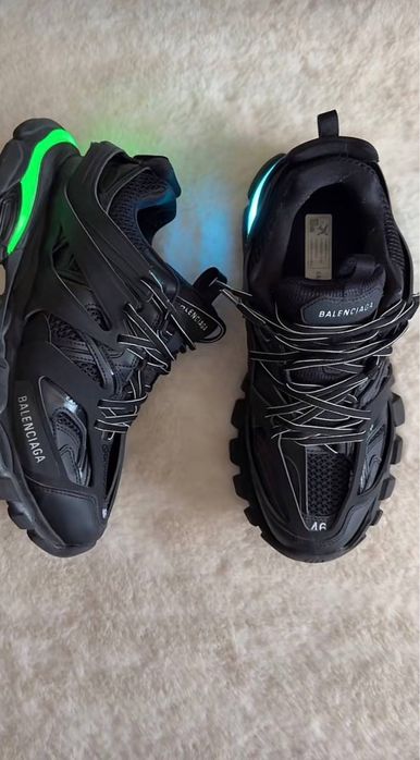 Balenciaga track 1 led