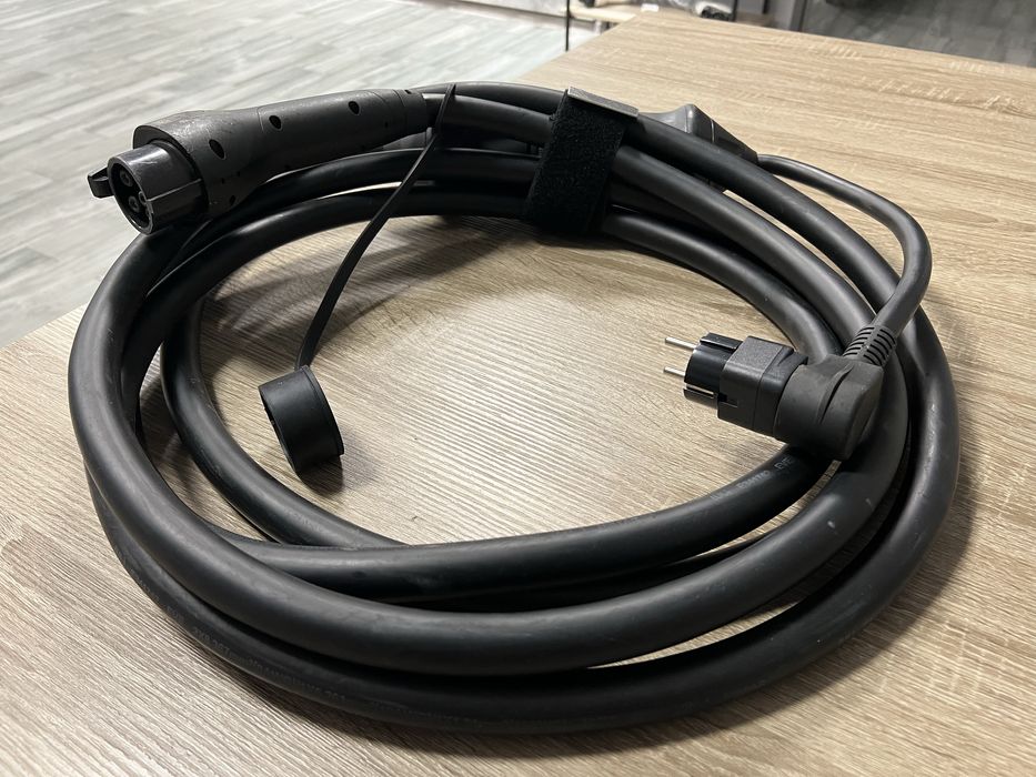 Зарядний пристрій Polestar/Volvo - Type 1 для авто з СШA (40A|9,6 кВт)