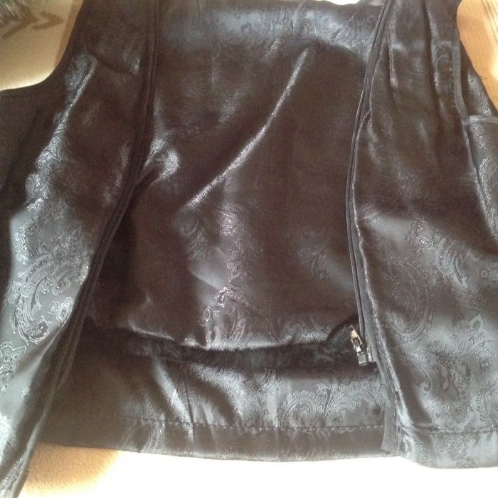 Куртка кожаная, женская