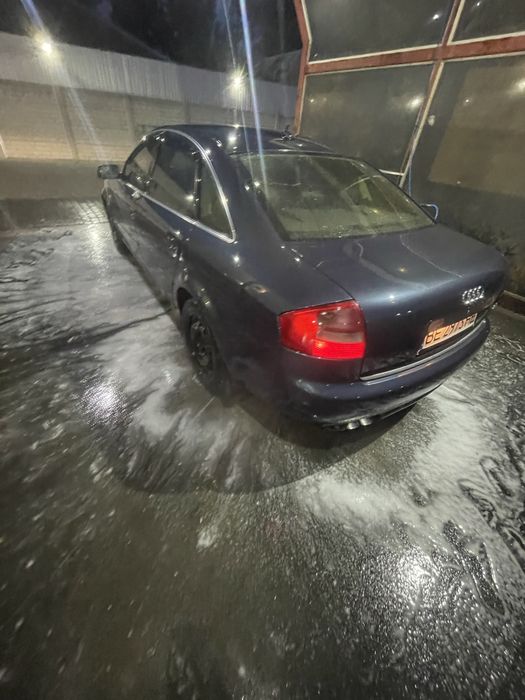 Ауди А6С5 2002.