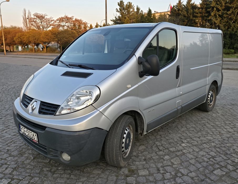 Sprzedam Renault Trafic 2.5 dci 150 km
