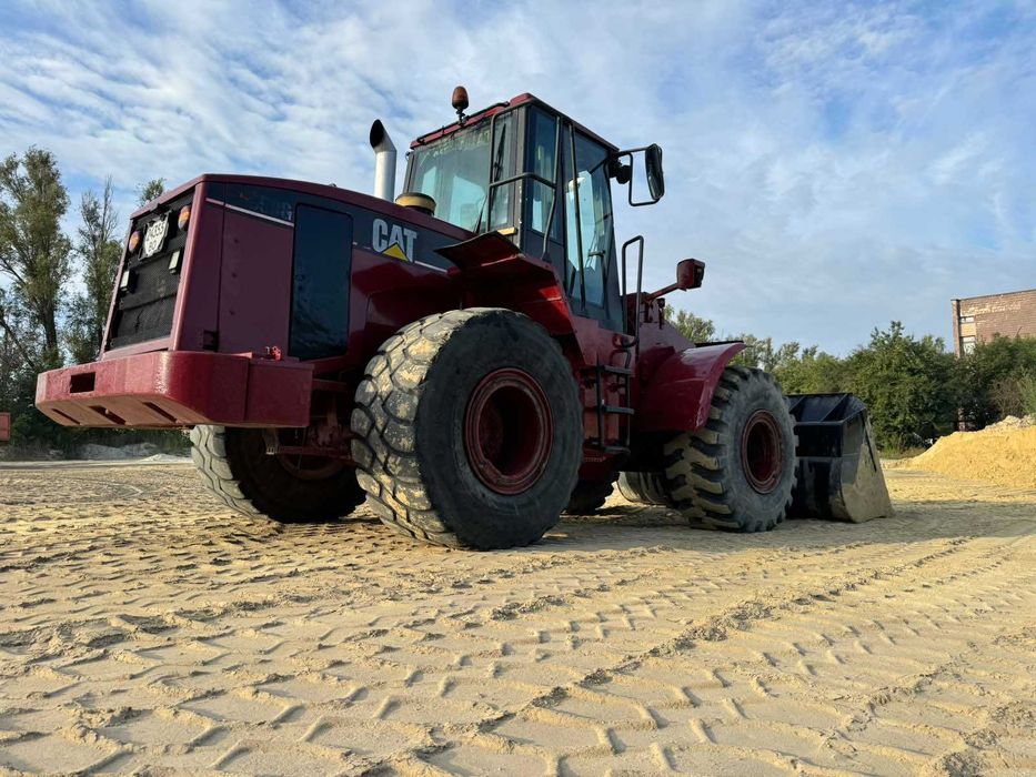 Фронтальний погрузчик CAT 950 Фронтальний навантажувач CAT 950 2000 рік випуску Добрий стан