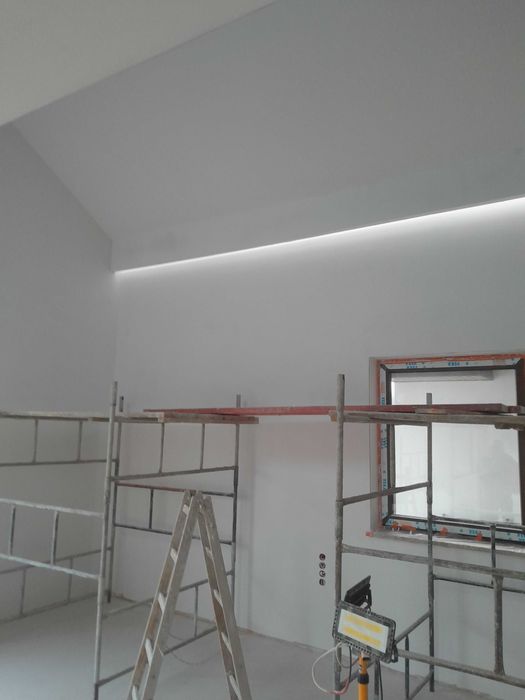 Adaptacja poddaszy,szpachlowanie,malowanie