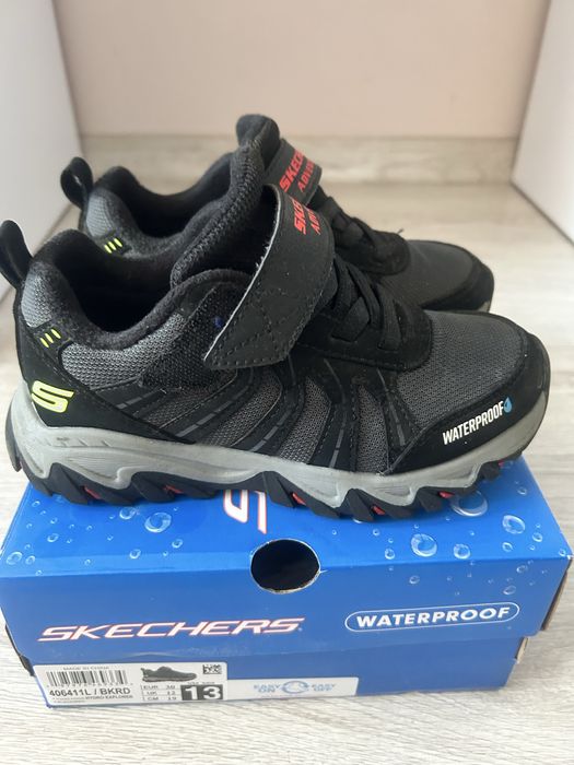 Buty na wiosne jesien Skechers rozmiar 30