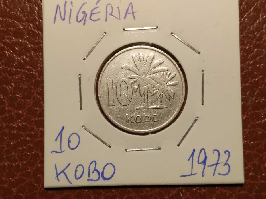 574 - moeda de 10 kobo de 1973 - Nigéria (plantas)
