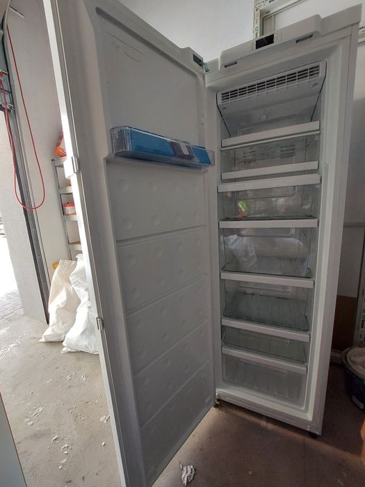 Продам морозіпку в гарному стані