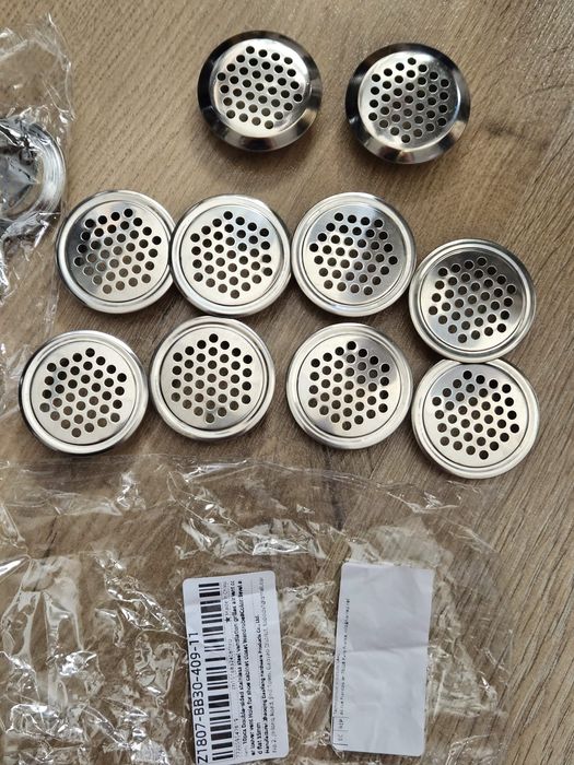 Kratki wentylacyjne do mebli 35 mm stal nierdzewna – 10 szt.