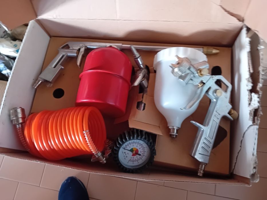 Kit de pintura novo