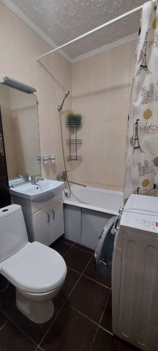 Здам 1 кімнатну квартиру на Лушпи 2 поверх Є все необхідне