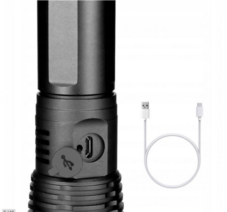 Тактичний ліхтар