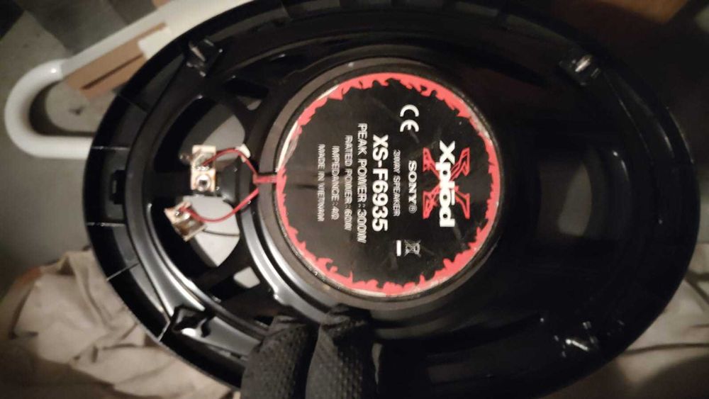 Radio e colunas Sony