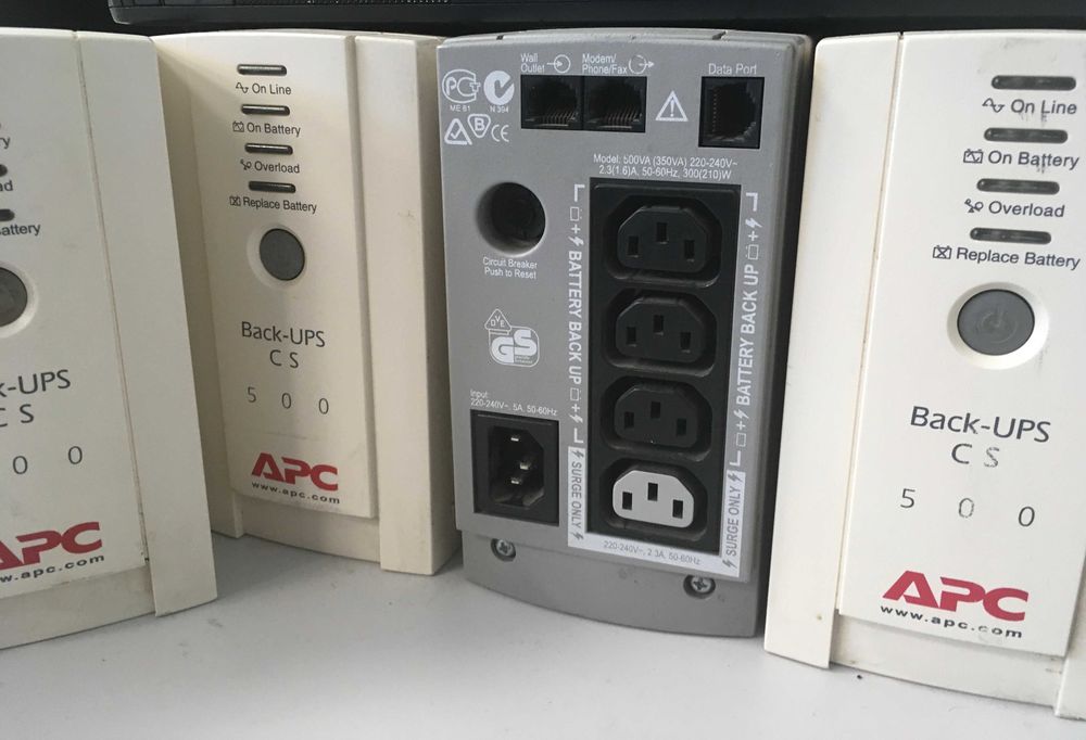 Zasilacz UPS APC BACK-UPS 500  zimny start